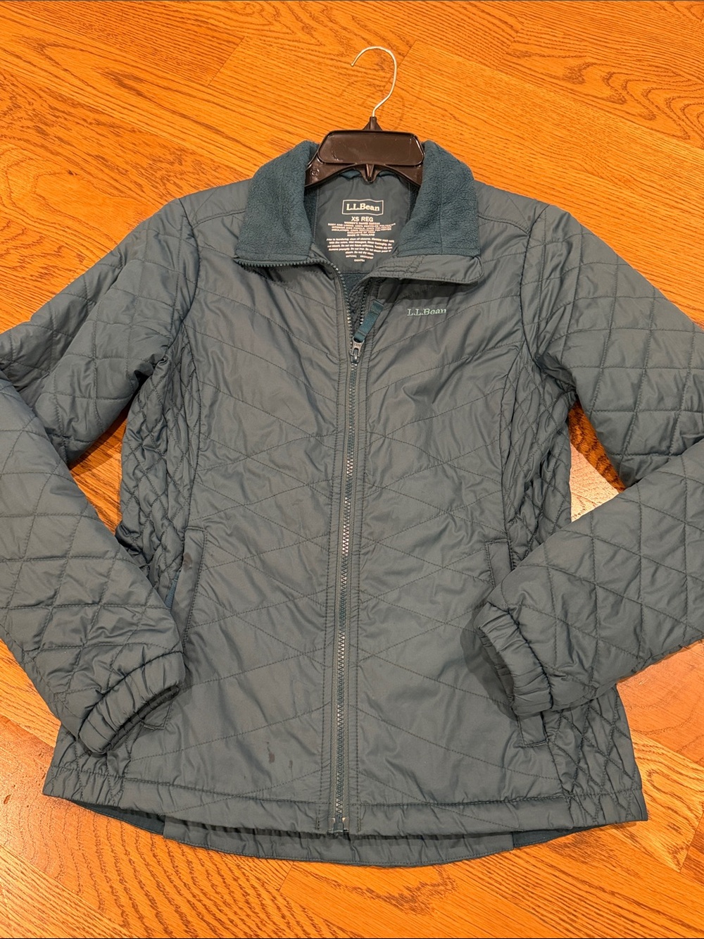 L.L.Bean quilted PrimaLoft coat. XS